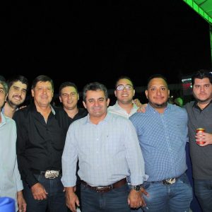Show da dupla sertaneja Zezé Di Camargo e Luciano mais uma leva multidão ao Parque de Exposições “Salustiano Morais” (41) Show da dupla sertaneja Zezé Di Camargo e Luciano mais uma leva multidão ao Parque de Exposições “Salustiano Morais” (41)