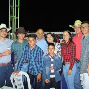Show da dupla sertaneja Zezé Di Camargo e Luciano mais uma leva multidão ao Parque de Exposições “Salustiano Morais” (45) Show da dupla sertaneja Zezé Di Camargo e Luciano mais uma leva multidão ao Parque de Exposições “Salustiano Morais” (45)