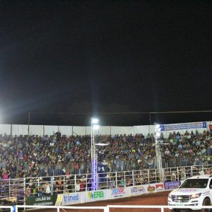 Show da dupla sertaneja Zezé Di Camargo e Luciano mais uma leva multidão ao Parque de Exposições “Salustiano Morais” (49) Show da dupla sertaneja Zezé Di Camargo e Luciano mais uma leva multidão ao Parque de Exposições “Salustiano Morais” (49)