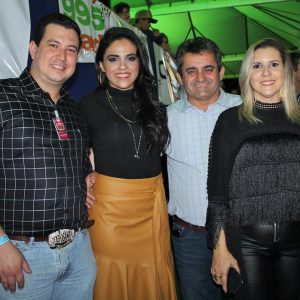 Show da dupla sertaneja Zezé Di Camargo e Luciano mais uma leva multidão ao Parque de Exposições “Salustiano Morais” (51) Show da dupla sertaneja Zezé Di Camargo e Luciano mais uma leva multidão ao Parque de Exposições “Salustiano Morais” (51)