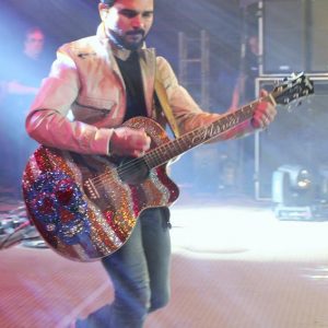 Show da dupla sertaneja Zezé Di Camargo e Luciano mais uma leva multidão ao Parque de Exposições “Salustiano Morais” (65) Show da dupla sertaneja Zezé Di Camargo e Luciano mais uma leva multidão ao Parque de Exposições “Salustiano Morais” (65)