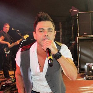 Show da dupla sertaneja Zezé Di Camargo e Luciano mais uma leva multidão ao Parque de Exposições “Salustiano Morais” (66) Show da dupla sertaneja Zezé Di Camargo e Luciano mais uma leva multidão ao Parque de Exposições “Salustiano Morais” (66)