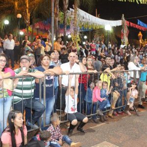 2º Juninão leva grande público para a praça (24) 2º Juninão leva grande público para a praça (24)