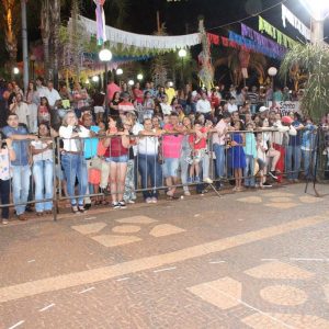 2º Juninão leva grande público para a praça (6) 2º Juninão leva grande público para a praça (6)