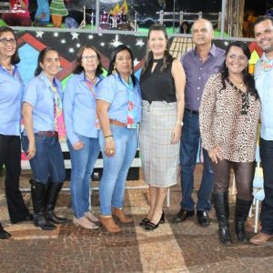 2º Juninão leva grande público para a praça (9) 2º Juninão leva grande público para a praça (9)