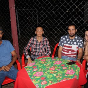 Em noite de festa julina no CRAS de Chaveslândia, prefeito anuncia novas ações para a comunidade (13) Em noite de festa julina no CRAS de Chaveslândia, prefeito anuncia novas ações para a comunidade (13)