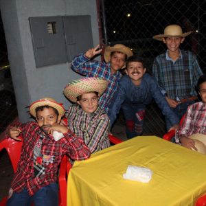 Em noite de festa julina no CRAS de Chaveslândia, prefeito anuncia novas ações para a comunidade (15) Em noite de festa julina no CRAS de Chaveslândia, prefeito anuncia novas ações para a comunidade (15)