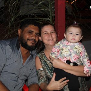 Em noite de festa julina no CRAS de Chaveslândia, prefeito anuncia novas ações para a comunidade (23) Em noite de festa julina no CRAS de Chaveslândia, prefeito anuncia novas ações para a comunidade (23)