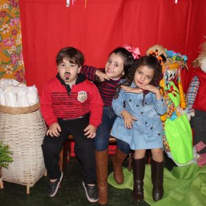 Em noite de festa julina no CRAS de Chaveslândia, prefeito anuncia novas ações para a comunidade (38) Em noite de festa julina no CRAS de Chaveslândia, prefeito anuncia novas ações para a comunidade (38)