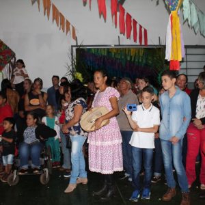 Em noite de festa julina no CRAS de Chaveslândia, prefeito anuncia novas ações para a comunidade (45) Em noite de festa julina no CRAS de Chaveslândia, prefeito anuncia novas ações para a comunidade (45)