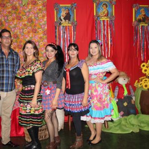 Em noite de festa julina no CRAS de Chaveslândia, prefeito anuncia novas ações para a comunidade (7) Em noite de festa julina no CRAS de Chaveslândia, prefeito anuncia novas ações para a comunidade (7)