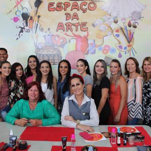 Encerramento do Curso de Maquiagem da Secretaria de Desenvolvimento Social (12)