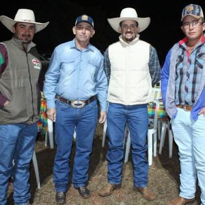 IMG_8124 (Copy) IMG_8124 (Copy)