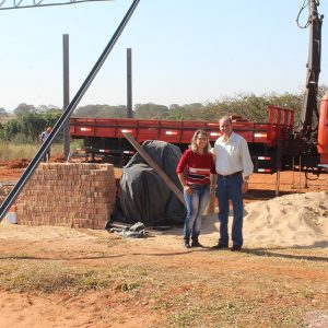Prefeitura continua com a obra de construção da quadra coberta na Escola Municipal Nossa Senhora das Graças (6) Prefeitura continua com a obra de construção da quadra coberta na Escola Municipal Nossa Senhora das Graças (6)