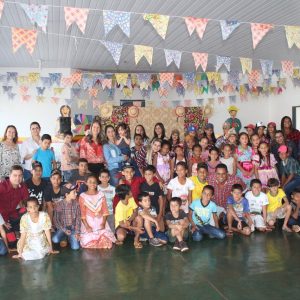 Projeto Aprendendo a Crescer promove Festa Julina (2)