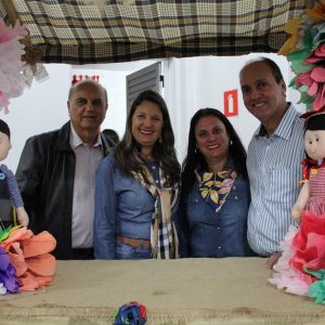 Secretaria de Desenvolvimento Social realiza Festa Junina no Grupo Conviver (20) Secretaria de Desenvolvimento Social realiza Festa Junina no Grupo Conviver (20)