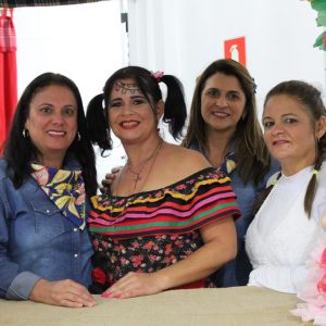 Secretaria de Desenvolvimento Social realiza Festa Junina no Grupo Conviver (22) Secretaria de Desenvolvimento Social realiza Festa Junina no Grupo Conviver (22)