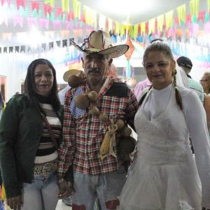 Secretaria de Desenvolvimento Social realiza Festa Junina no Grupo Conviver (31) Secretaria de Desenvolvimento Social realiza Festa Junina no Grupo Conviver (31)
