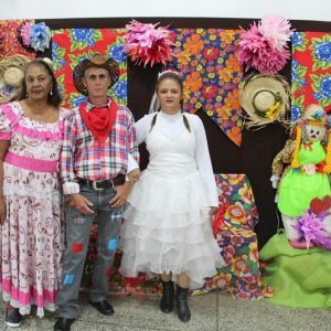 Secretaria de Desenvolvimento Social realiza Festa Junina no Grupo Conviver (32) Secretaria de Desenvolvimento Social realiza Festa Junina no Grupo Conviver (32)