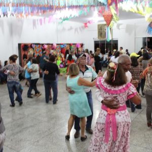 Secretaria de Desenvolvimento Social realiza Festa Junina no Grupo Conviver (45) Secretaria de Desenvolvimento Social realiza Festa Junina no Grupo Conviver (45)