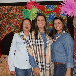 Secretaria de Desenvolvimento Social realiza Festa Junina no Grupo Conviver (50) Secretaria de Desenvolvimento Social realiza Festa Junina no Grupo Conviver (50)