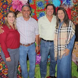 Secretaria de Desenvolvimento Social realiza Festa Junina no Grupo Conviver (56) Secretaria de Desenvolvimento Social realiza Festa Junina no Grupo Conviver (56)