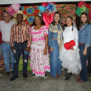 Secretaria de Desenvolvimento Social realiza Festa Junina no Grupo Conviver (58) Secretaria de Desenvolvimento Social realiza Festa Junina no Grupo Conviver (58)