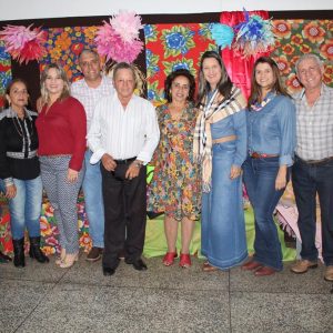 Secretaria de Desenvolvimento Social realiza Festa Junina no Grupo Conviver (59) Secretaria de Desenvolvimento Social realiza Festa Junina no Grupo Conviver (59)