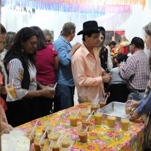 Secretaria de Desenvolvimento Social realiza Festa Junina no Grupo Conviver (7) Secretaria de Desenvolvimento Social realiza Festa Junina no Grupo Conviver (7)