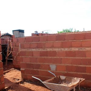 Secretária de Desenvolvimento Social acompanha as construções das casas Sociais