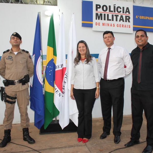 Fanfarra do Projeto Aprendendo a Crescer é destaque em homenagem cívica ao Dia do Soldado e Dia da Independência (2)