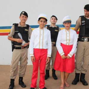 Fanfarra do Projeto Aprendendo a Crescer é destaque em homenagem cívica ao Dia do Soldado e Dia da Independência (27)