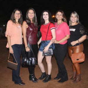 IMG_1533 (Copy) IMG_1533 (Copy)