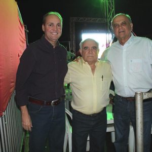 IMG_1576 (Copy) IMG_1576 (Copy)