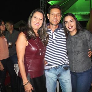 IMG_1633 (Copy) IMG_1633 (Copy)