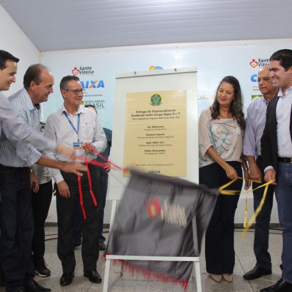 IMG_2334 (Copy) IMG_2334 (Copy)