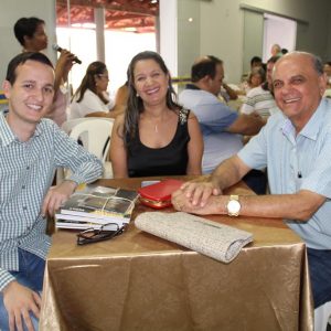 Iepha e Secretaria Municipal de Educação e Cultura realizam o primeiro encontro da 9ª Rodada Regional do Patrimônio Cultural em Santa Vitória (14) Iepha e Secretaria Municipal de Educação e Cultura realizam o primeiro encontro da 9ª Rodada Regional do Patrimônio Cultural em Santa Vitória (14)