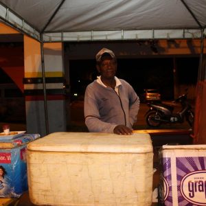 Primeira noite do 1º Festival Gastronômico movimenta Santa Vitória (10)