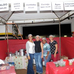 Primeira noite do 1º Festival Gastronômico movimenta Santa Vitória (12)