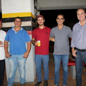 Primeira noite do 1º Festival Gastronômico movimenta Santa Vitória (13)