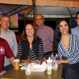 Primeira noite do 1º Festival Gastronômico movimenta Santa Vitória (6)