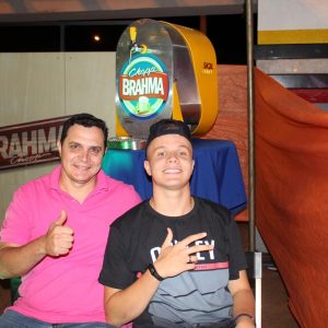 Primeira noite do 1º Festival Gastronômico movimenta Santa Vitória (7)