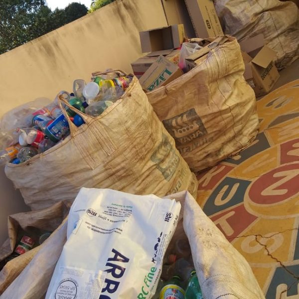 Projeto promove competicao nas escolas de Santa Vitória para estimular a reciclagem (2) Projeto promove competicao nas escolas de Santa Vitória para estimular a reciclagem (2)