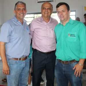 Autoridades fazem o lançamento das atividades no Novo Espaço do Projeto Aprendendo a Crescer no distrito de Chaveslândia (13) Autoridades fazem o lançamento das atividades no Novo Espaço do Projeto Aprendendo a Crescer no distrito de Chaveslândia (13)