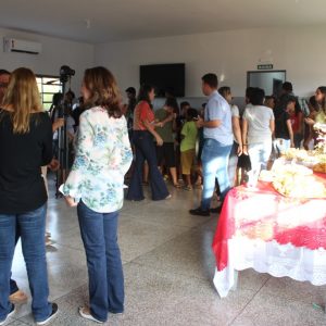 Autoridades fazem o lançamento das atividades no Novo Espaço do Projeto Aprendendo a Crescer no distrito de Chaveslândia (20) Autoridades fazem o lançamento das atividades no Novo Espaço do Projeto Aprendendo a Crescer no distrito de Chaveslândia (20)
