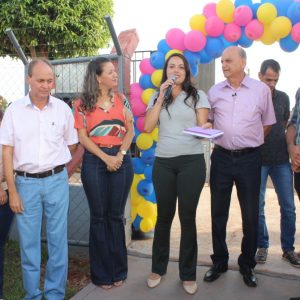 Autoridades fazem o lançamento das atividades no Novo Espaço do Projeto Aprendendo a Crescer no distrito de Chaveslândia (27) Autoridades fazem o lançamento das atividades no Novo Espaço do Projeto Aprendendo a Crescer no distrito de Chaveslândia (27)