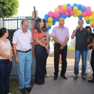 Autoridades fazem o lançamento das atividades no Novo Espaço do Projeto Aprendendo a Crescer no distrito de Chaveslândia (4) Autoridades fazem o lançamento das atividades no Novo Espaço do Projeto Aprendendo a Crescer no distrito de Chaveslândia (4)