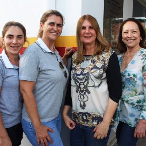 Autoridades fazem o lançamento das atividades no Novo Espaço do Projeto Aprendendo a Crescer no distrito de Chaveslândia (48) Autoridades fazem o lançamento das atividades no Novo Espaço do Projeto Aprendendo a Crescer no distrito de Chaveslândia (48)