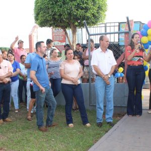 Autoridades fazem o lançamento das atividades no Novo Espaço do Projeto Aprendendo a Crescer no distrito de Chaveslândia (49) Autoridades fazem o lançamento das atividades no Novo Espaço do Projeto Aprendendo a Crescer no distrito de Chaveslândia (49)