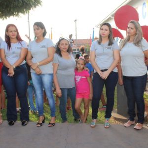 Autoridades fazem o lançamento das atividades no Novo Espaço do Projeto Aprendendo a Crescer no distrito de Chaveslândia (59) Autoridades fazem o lançamento das atividades no Novo Espaço do Projeto Aprendendo a Crescer no distrito de Chaveslândia (59)